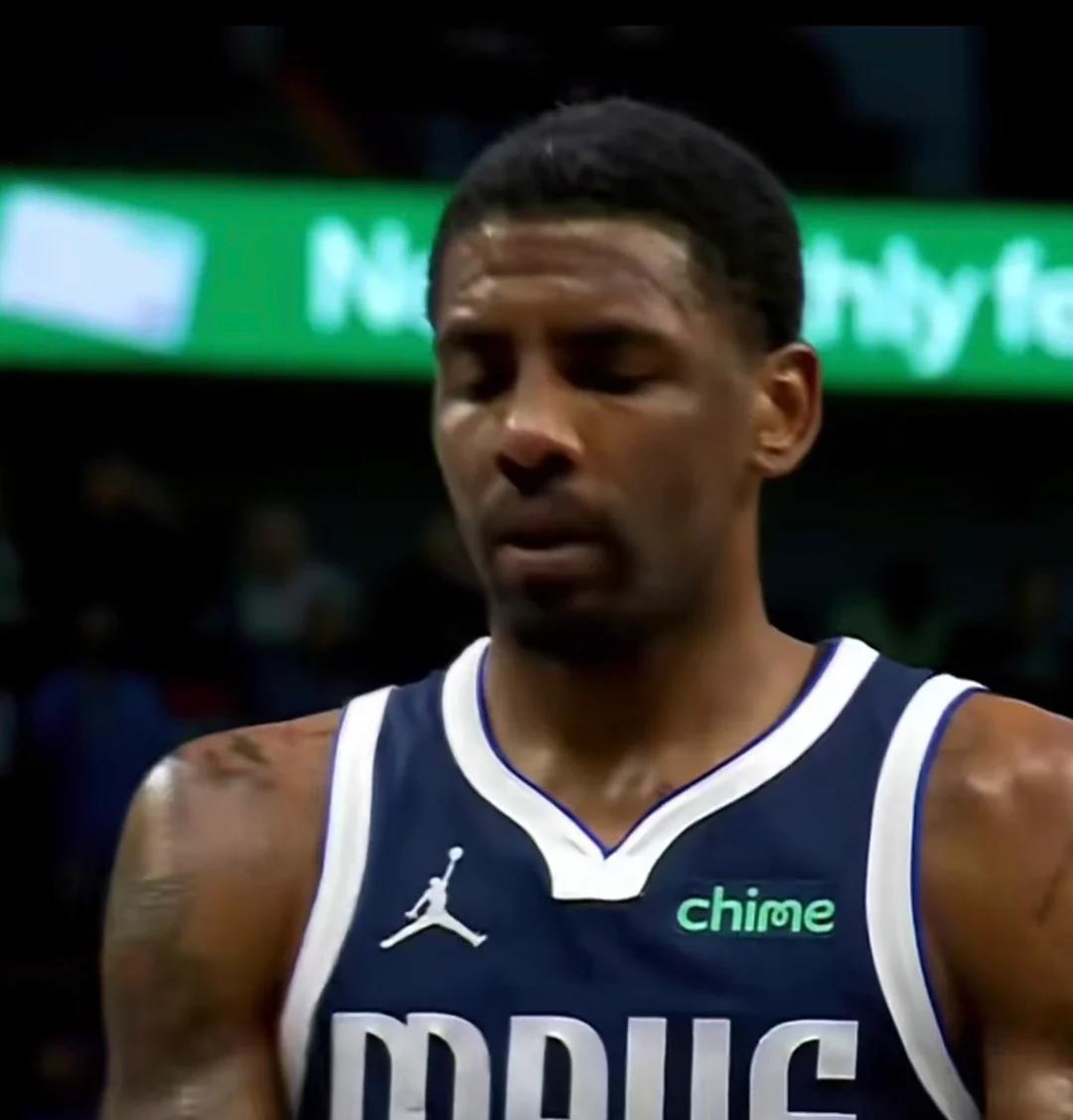 包含多伦多猛龙训练开放日，冲刺阶段刷新队史纪录引欢呼，NBA常规赛在即，心理建设被强调的词条