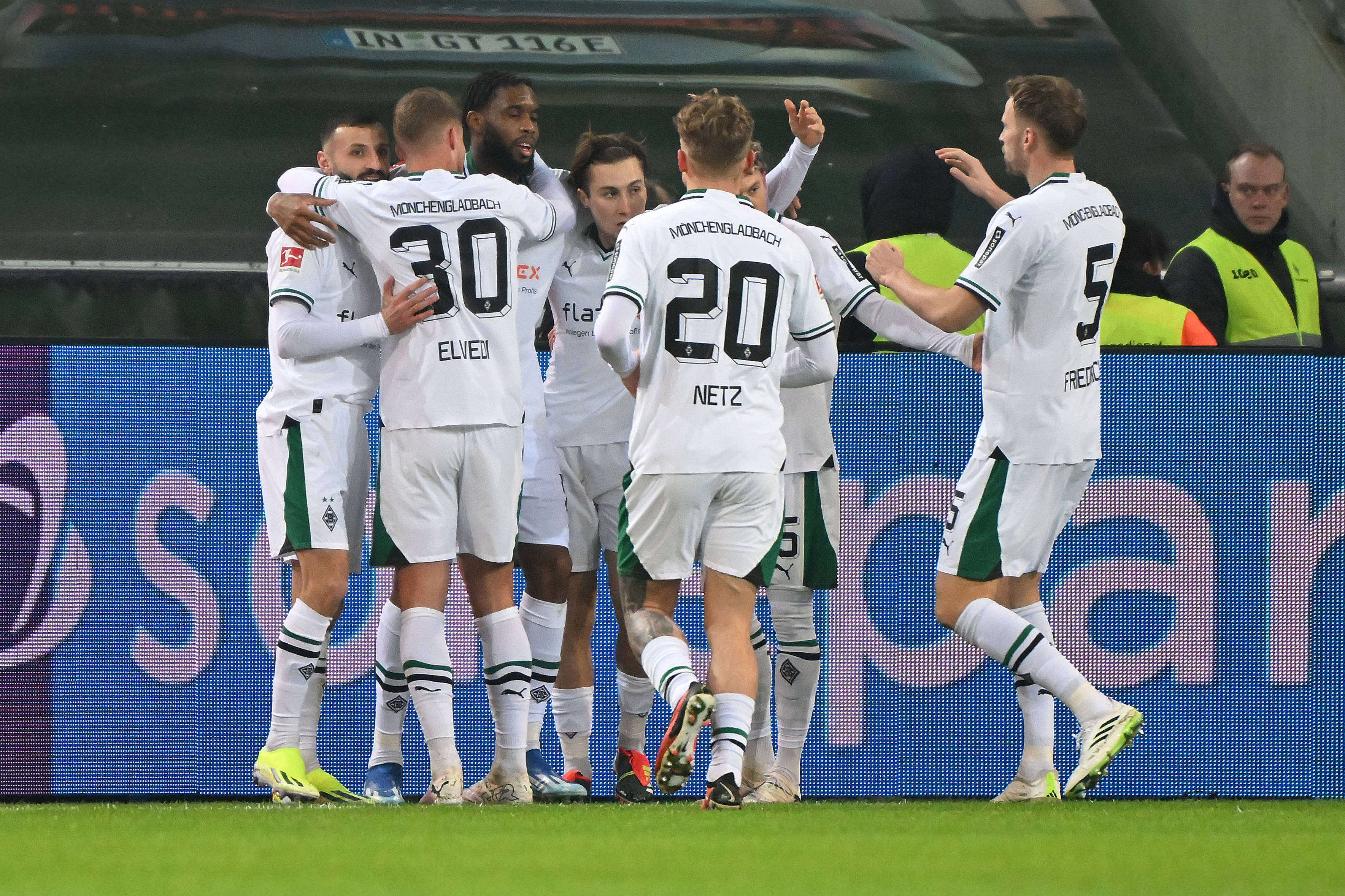 门兴格拉德巴赫围绕NBA常规赛迎来里程碑大坂直美爆冷击败切尔西，连对手都承认：皇家社会今晨伤情更新的简单介绍